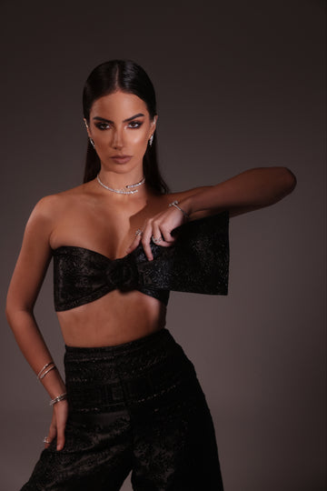 The black bow